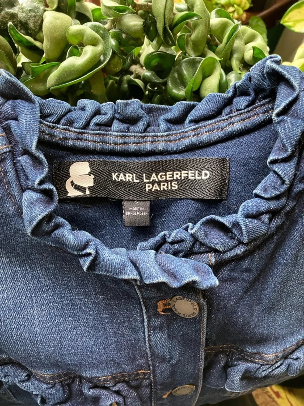 Whimsical Karl Lagerfeld Paris Dark Blue Ruffle-Trim Denim Jacket Sz. Small - Picture 4 of 15